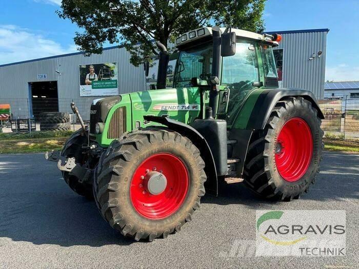 Fendt 714 VARIO Traktorer