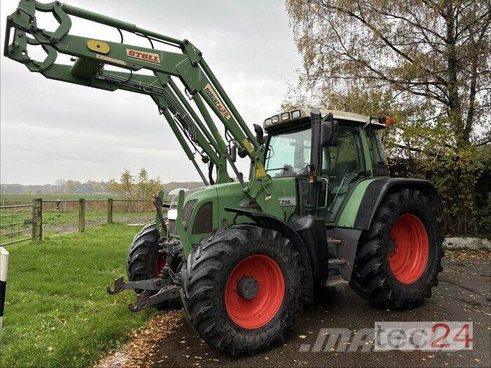 Fendt 716 Traktorer
