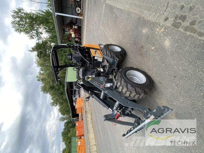 GiANT G1500 Læssemaskiner på hjul