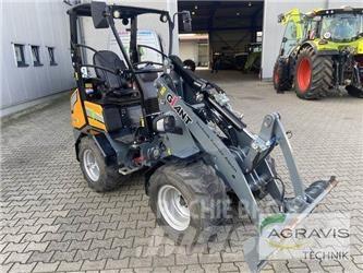 GiANT G2200E Læssemaskiner på hjul