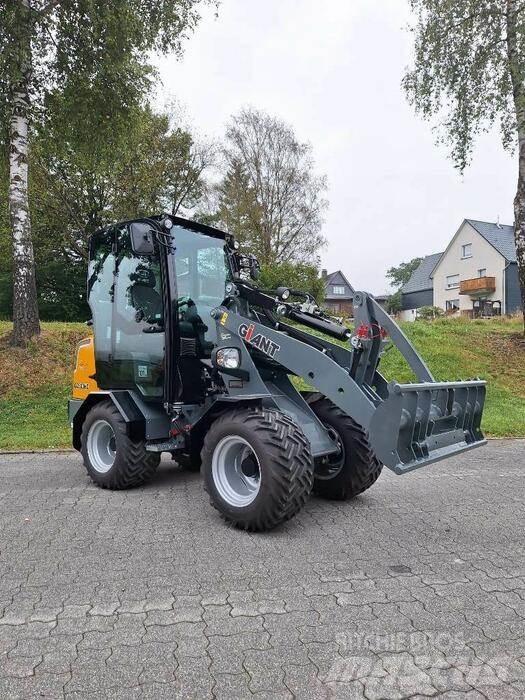 GiANT G2300 HD Læssemaskiner på hjul