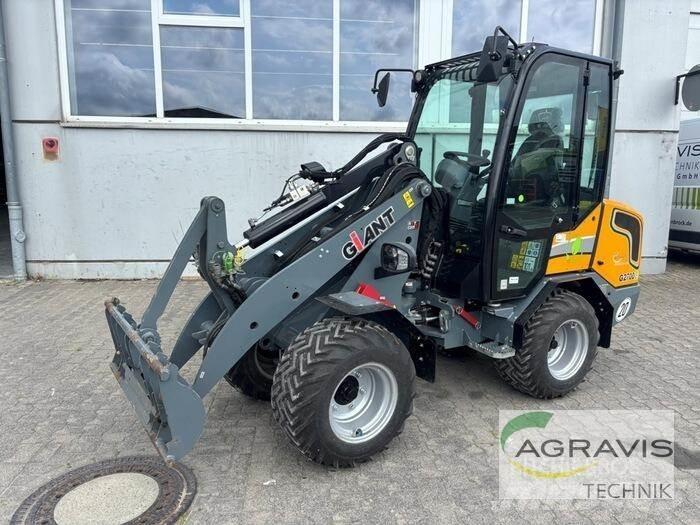 GiANT G2700 E Læssemaskiner på hjul