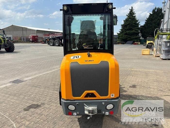 GiANT G2700 E Læssemaskiner på hjul