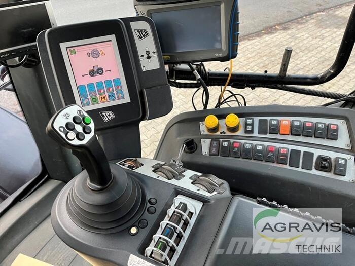 JCB 8310 Teleskoplæssere til landbrug