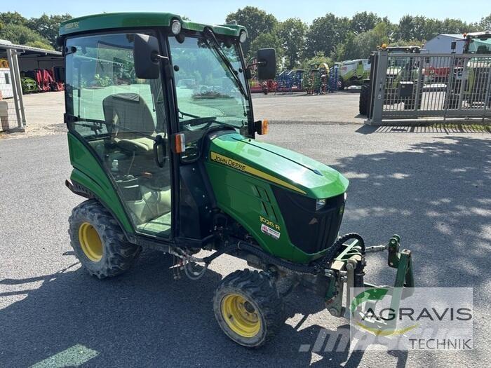 John Deere 1026 R Traktorer