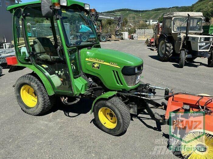 John Deere 2320 Kompakte traktorer