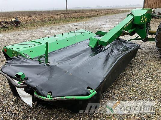 John Deere 328 A Græsslåmaskiner