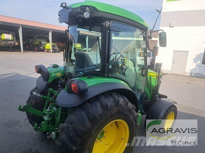 John Deere 4066 R Traktorer