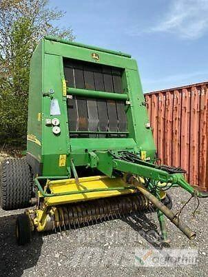 John Deere 592 MAXICUT Rundballe-pressere