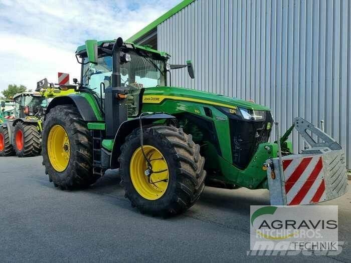 John Deere 8310 R Traktorer