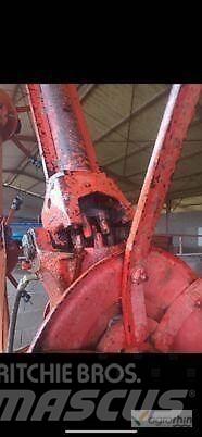 Kuhn 3F6301MH River og høvendere