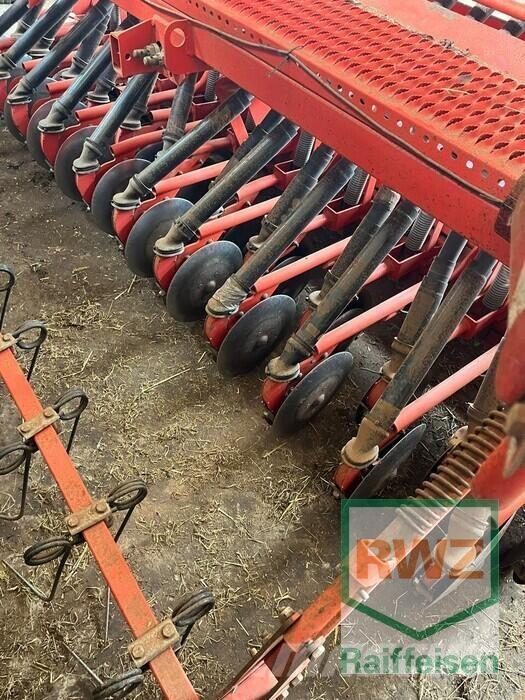 Kuhn INTEG2-3M / HR304D Såmaskine