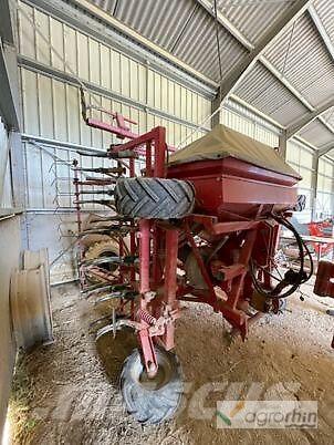 Kverneland TS Kombi-såmaskiner