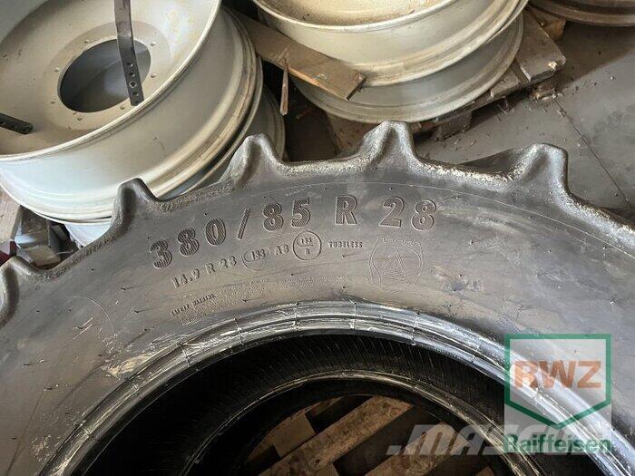Mitas 380 85 28 Hjul, Dæk og Fælge