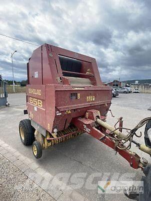 New Holland 658 Rundballe-pressere