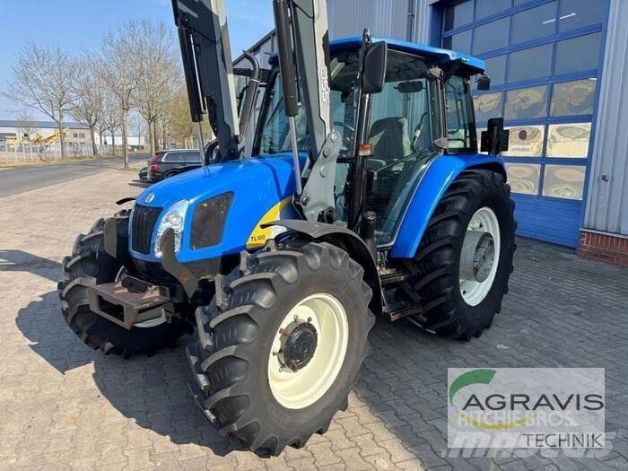 New Holland TLA 100 Traktorer