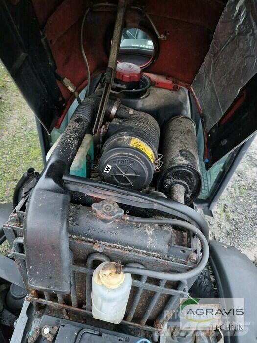 Yanmar EF 235H Kompakte traktorer