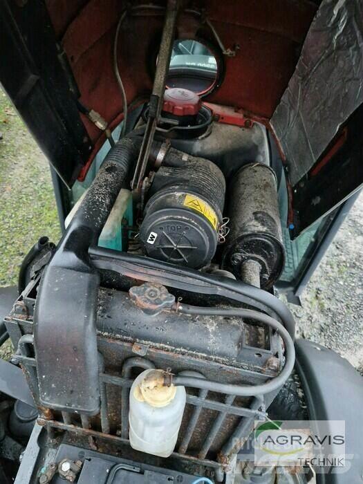 Yanmar EF 235H Kompakte traktorer