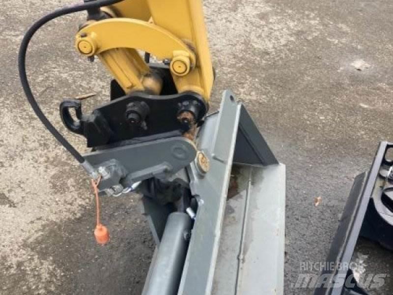 CAT 301.8-05A Minigravemaskiner
