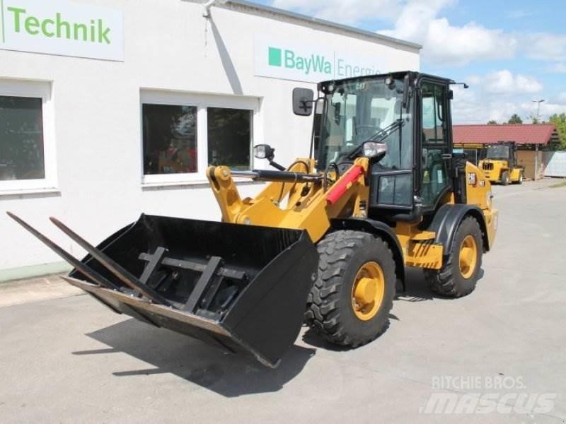 CAT 907 Læssemaskiner på hjul