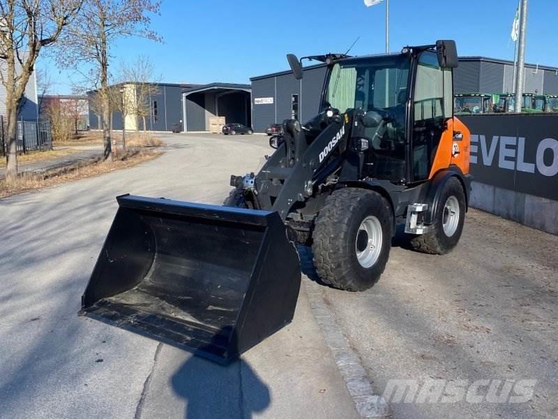 Doosan DL 80-7 Læssemaskiner på hjul