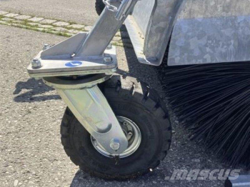 Fliegl TYP 700 Fejemaskiner
