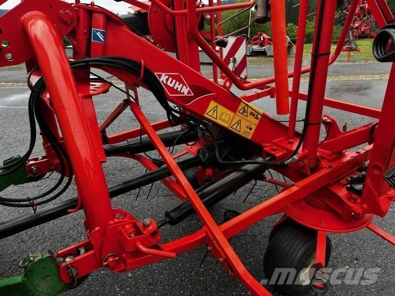 Kuhn GF 8702 River og høvendere