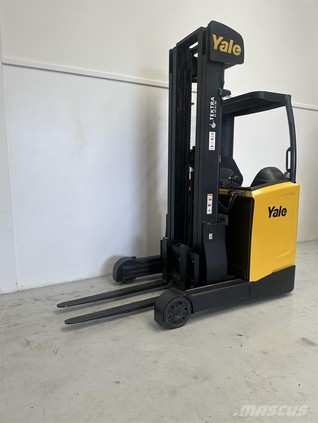 Yale MR14 Reachtruck