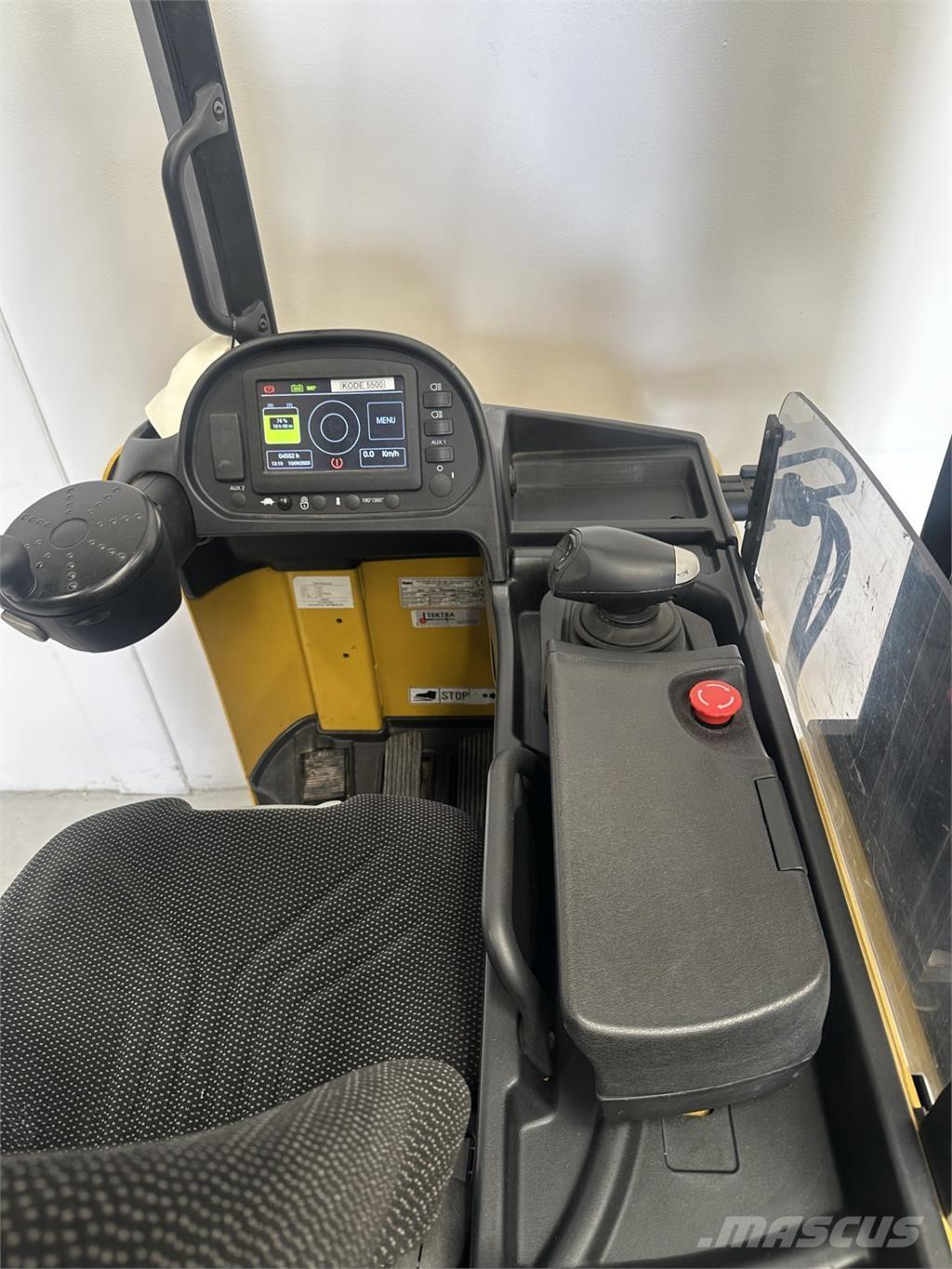 Yale MR14 Reachtruck