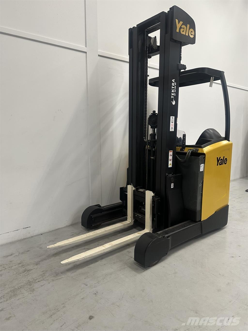 Yale MR14 Reachtruck