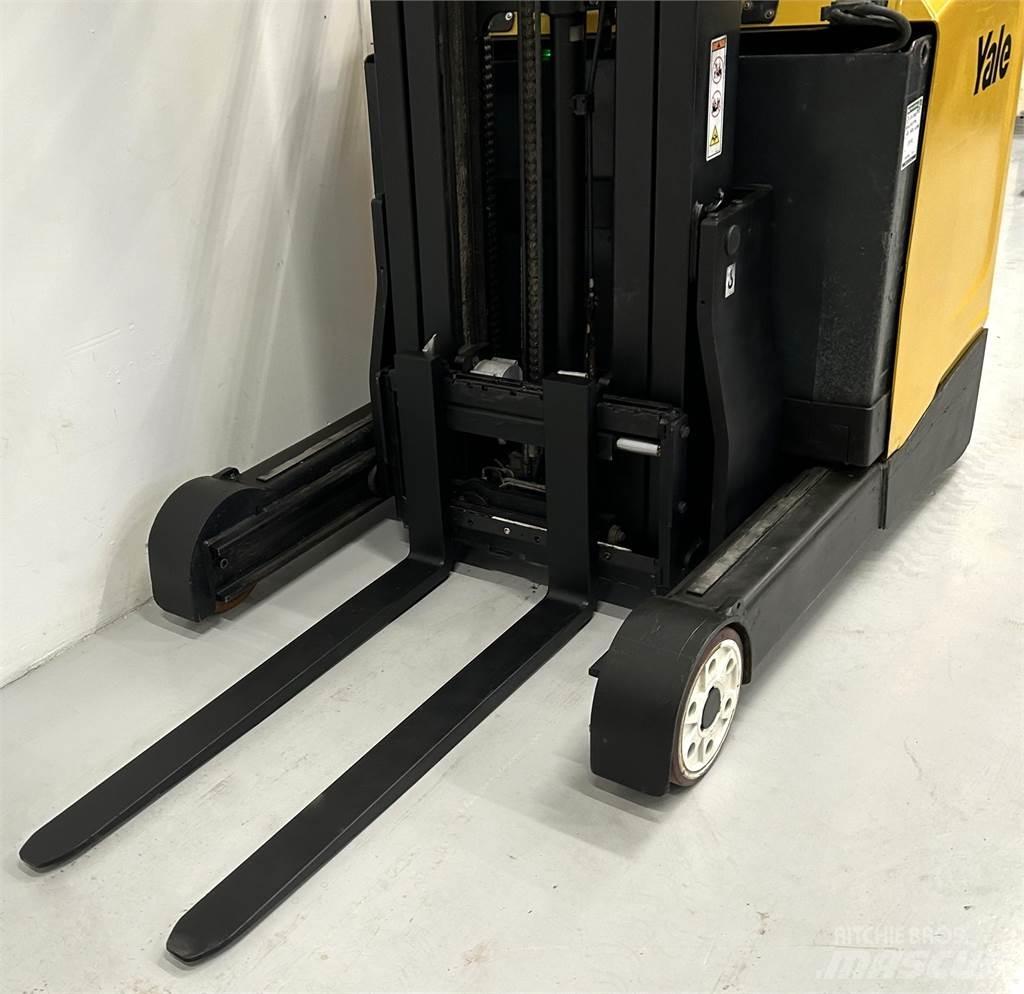 Yale MR14 Reachtruck