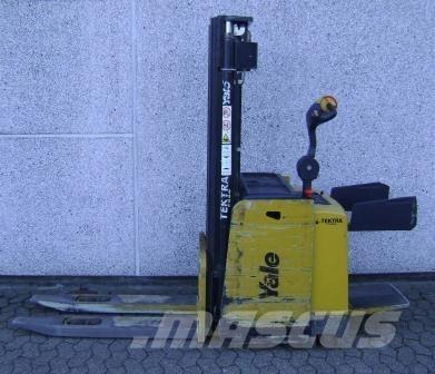 Yale MS12X Selvkørende stablere