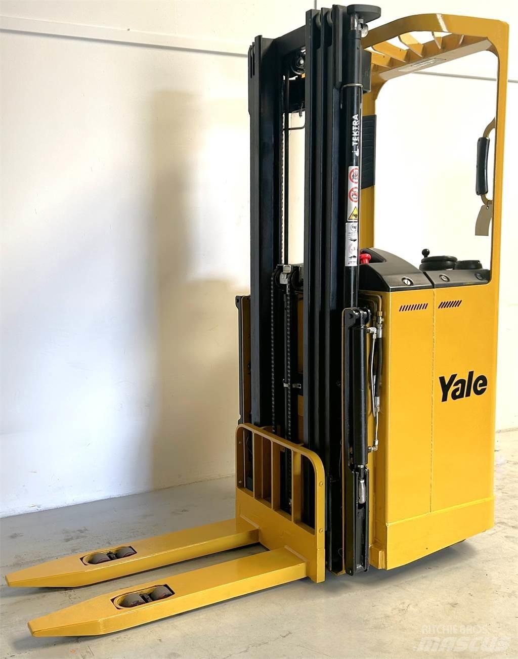 Yale SMS15S Selvkørende stablere