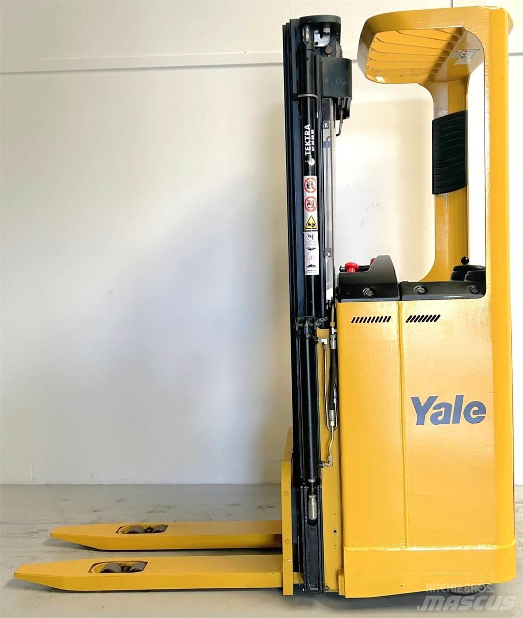 Yale SMS15S Selvkørende stablere