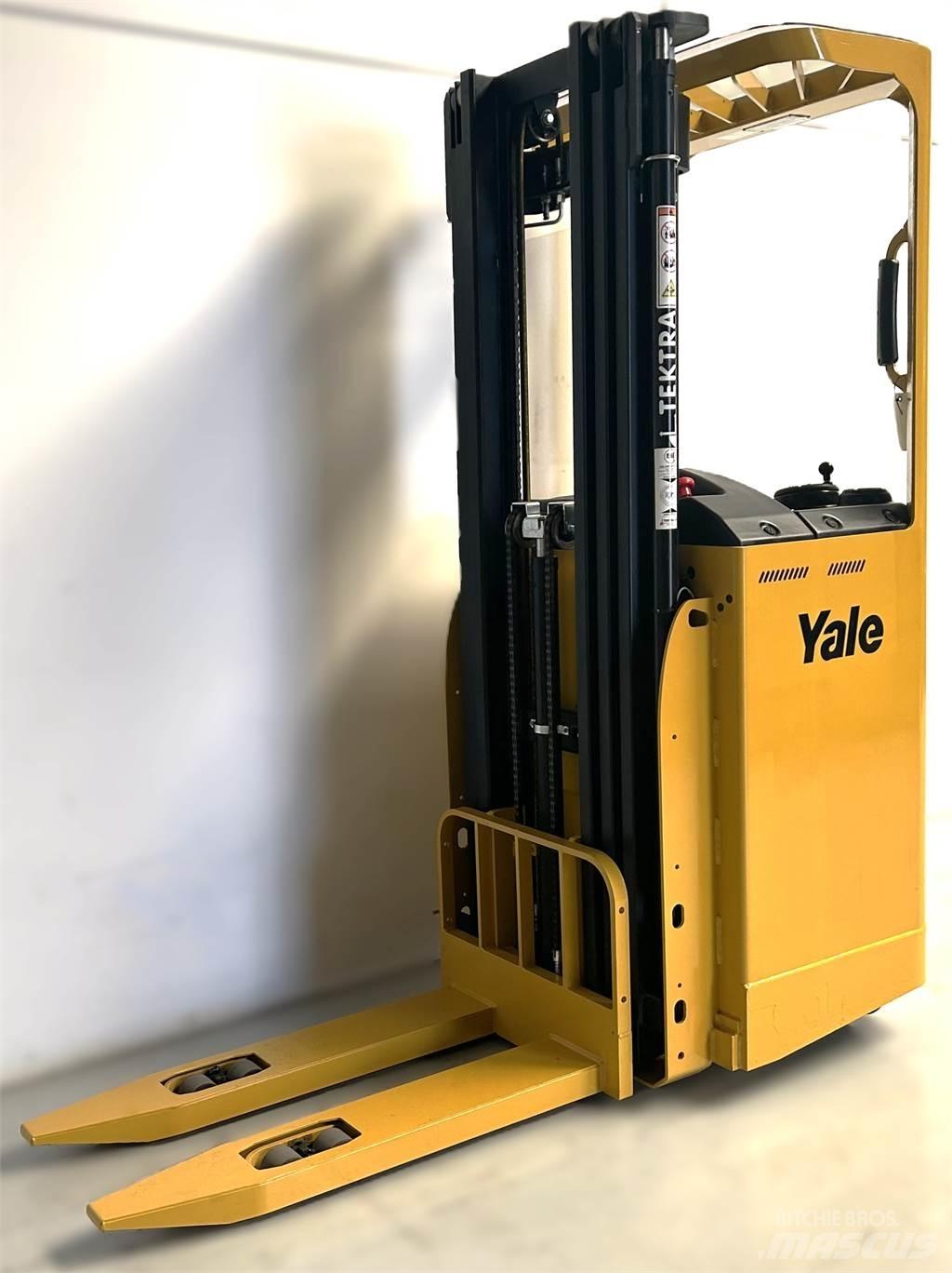 Yale SMS15S Selvkørende stablere