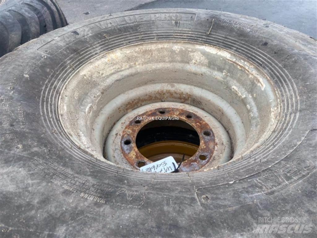 BKT 550/60R22,5 Hjul, Dæk og Fælge