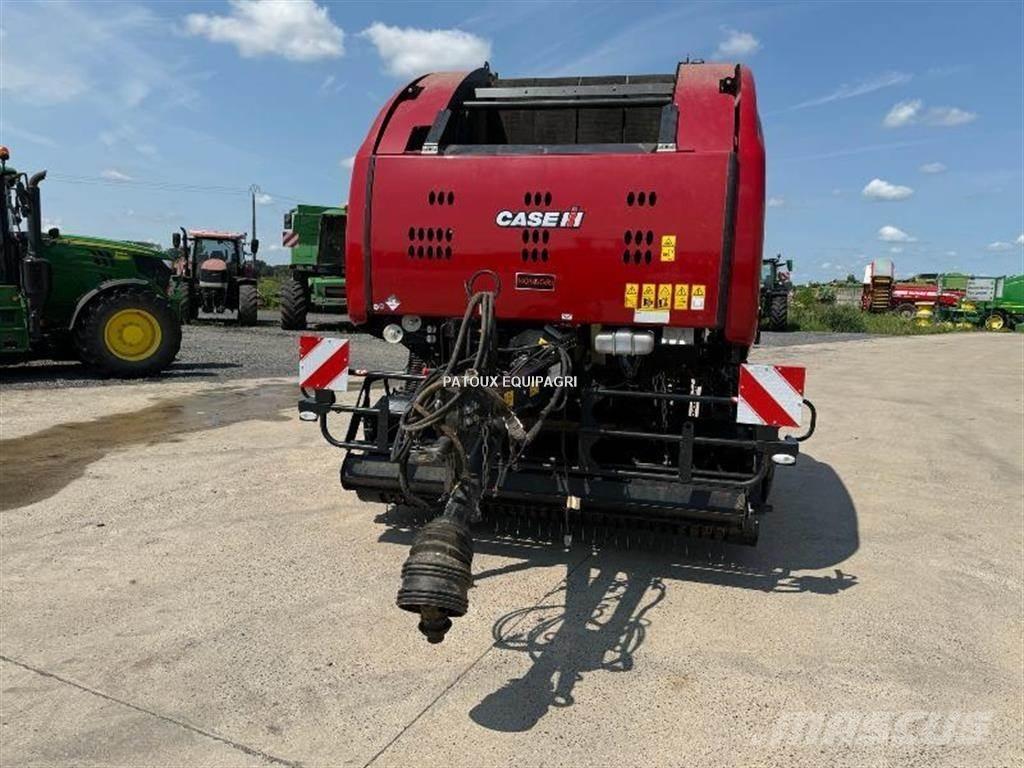 Case IH RB465 Rundballe-pressere