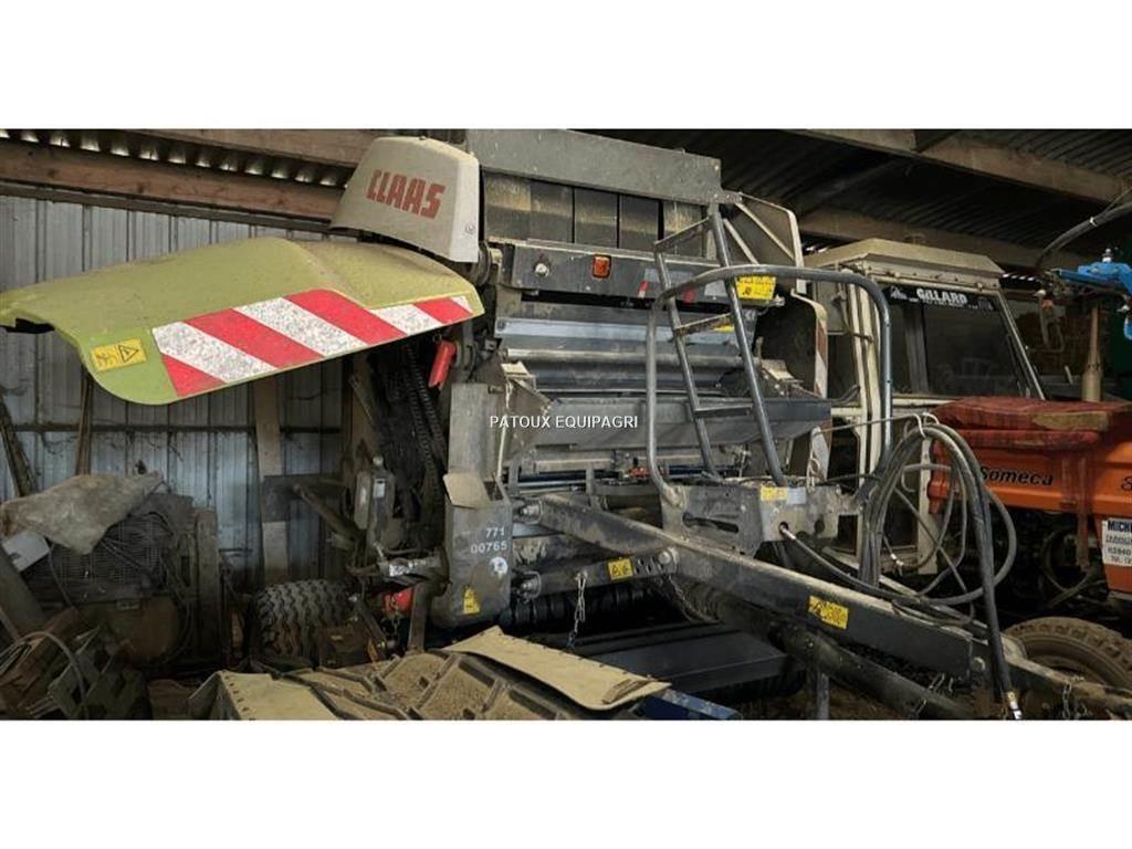 CLAAS VARIANT 370 Rundballe-pressere