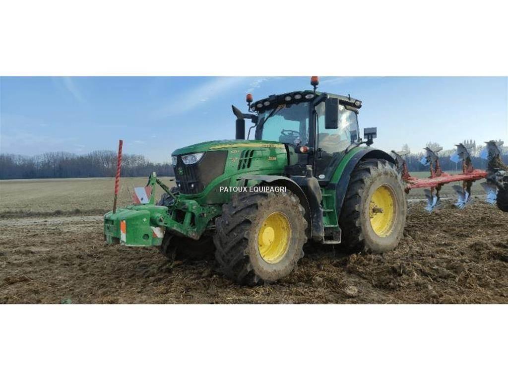 John Deere 6215R Traktorer