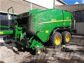 John Deere C441R Pakkemaskiner