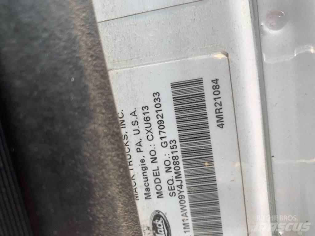 Mack CXU613 Trækkere