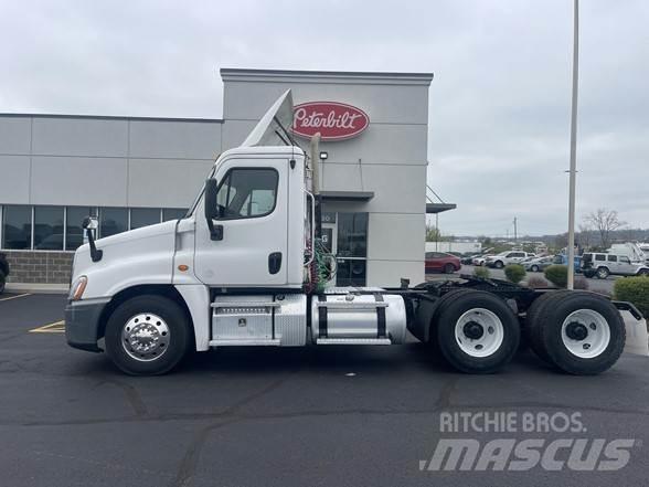 Freightliner CASCADIA 116 Trækkere