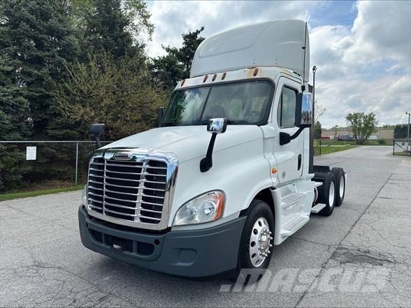 Freightliner CASCADIA 125 Trækkere