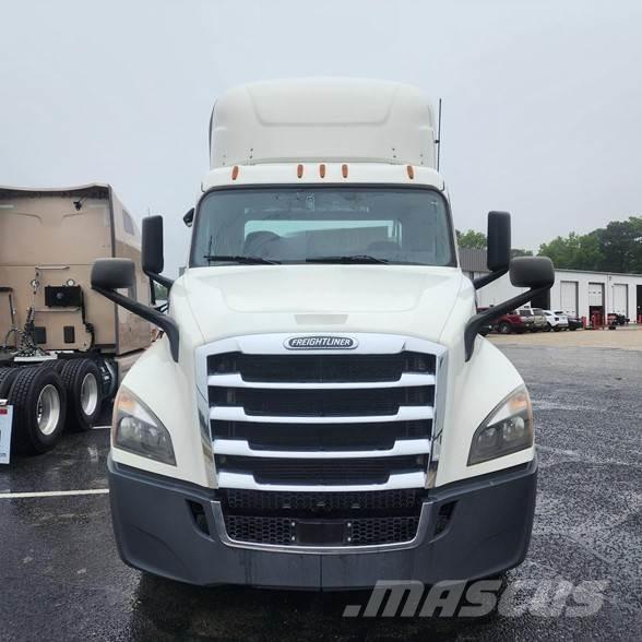 Freightliner CASCADIA 126 Trækkere