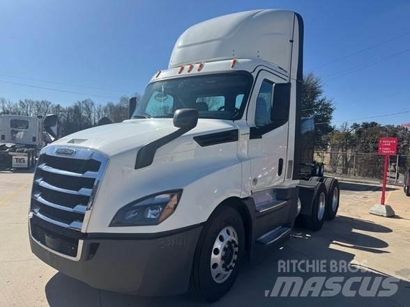 Freightliner CASCADIA 126 Trækkere