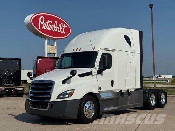 Freightliner CASCADIA 126 Trækkere
