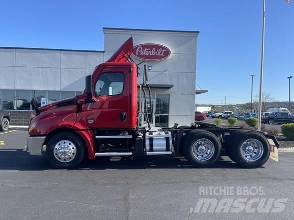 Freightliner CASCADIA 126 Trækkere