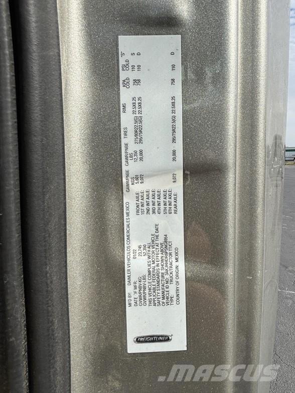 Freightliner CASCADIA 126 Trækkere