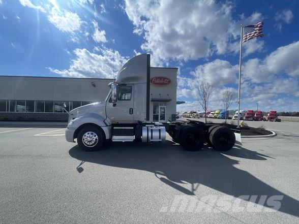 International PROSTAR Trækkere