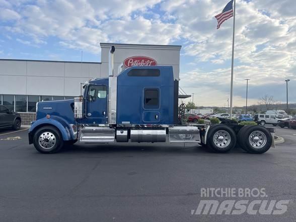 Kenworth W900 Trækkere
